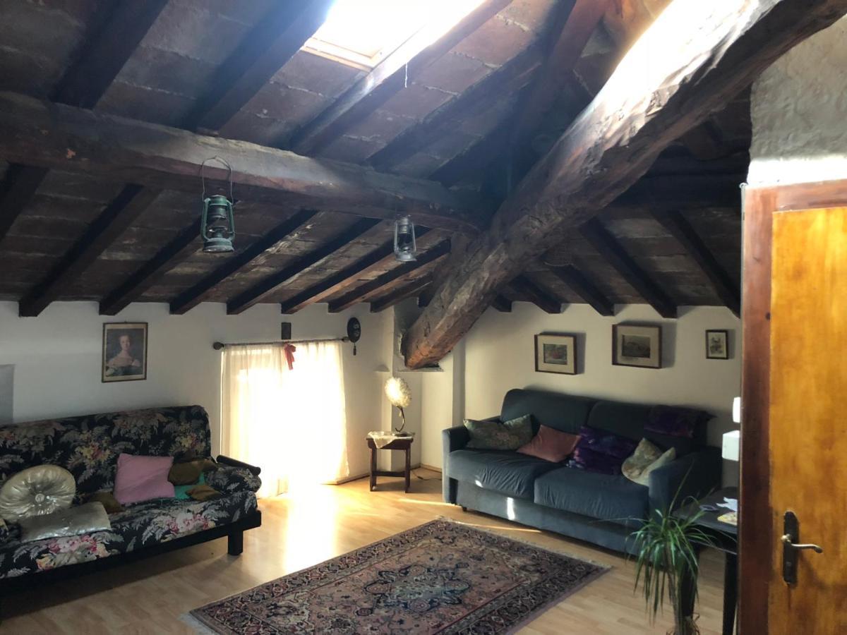 Ampio E Luminoso Appartamento A 2 Passi Da Pavia Cava Manara Dış mekan fotoğraf
